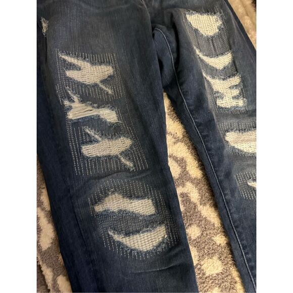 Torrid nwt Bombshell Skinny stretch High-Rise Destructed Jean 14S westchester - Picture 10 of 11